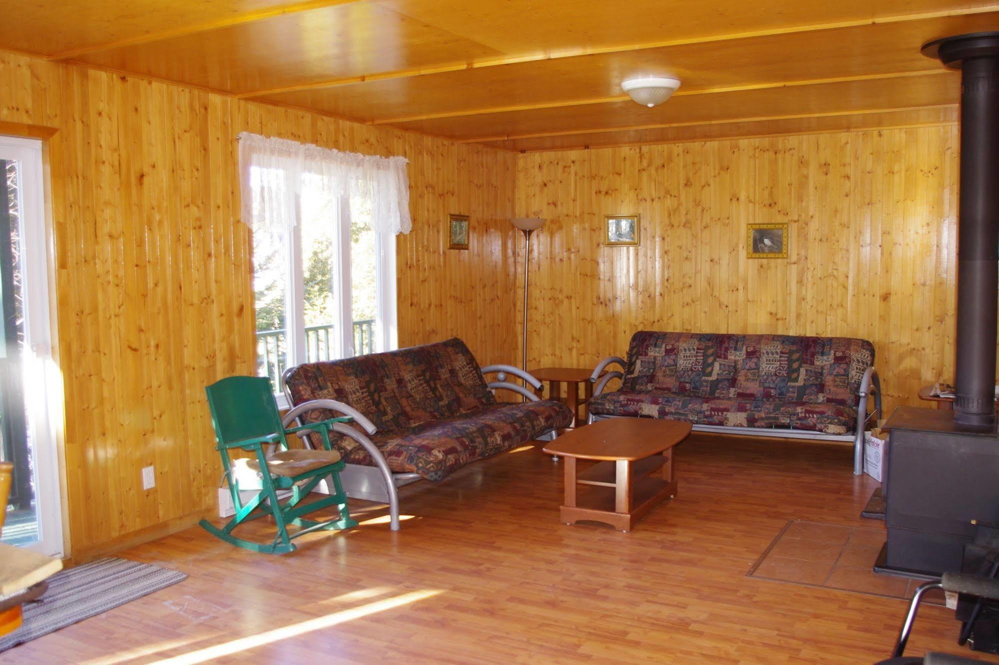 Auberge La Taniere Тадуссак Екстер'єр фото