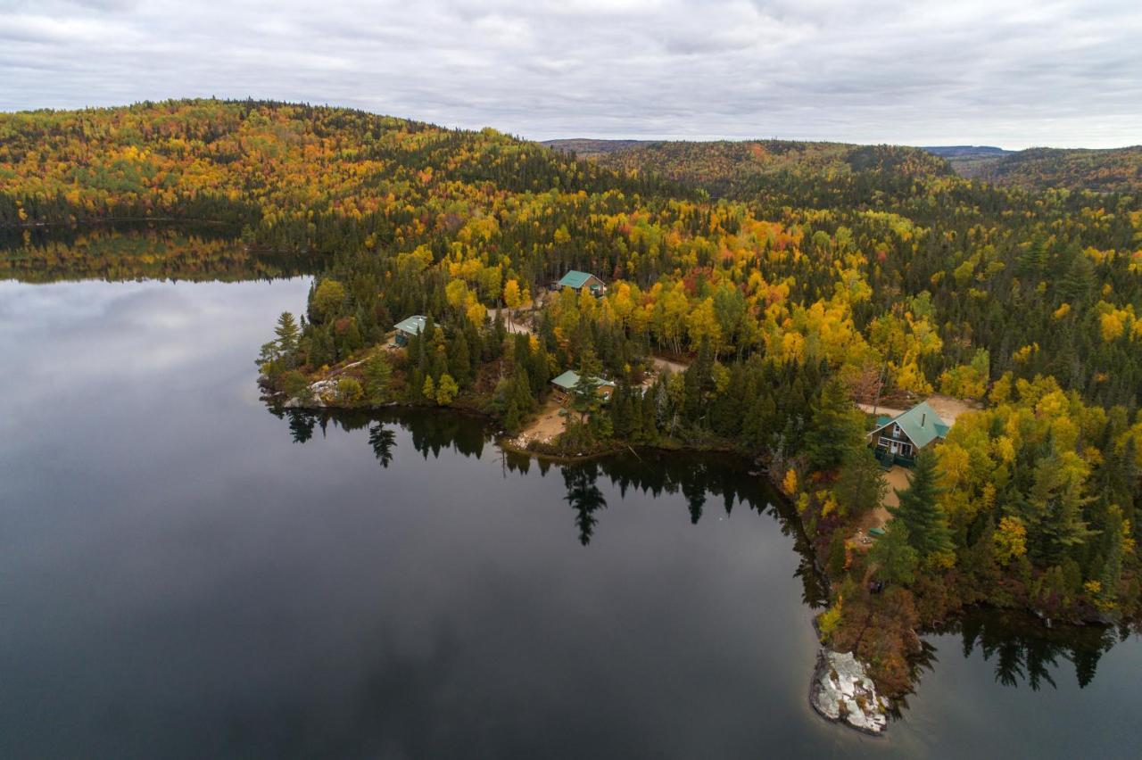 Auberge La Taniere Тадуссак Екстер'єр фото